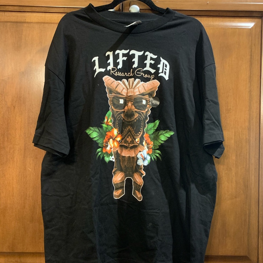 LRG Print T shirt